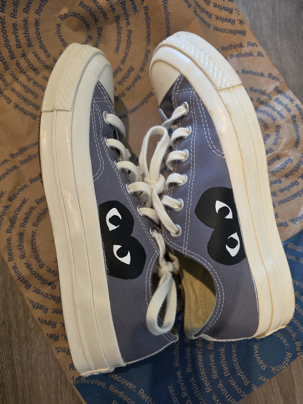 Converse All Stars Play Comme des Garcons Grey with Black Heart **small stain** - Picture 3 of 6